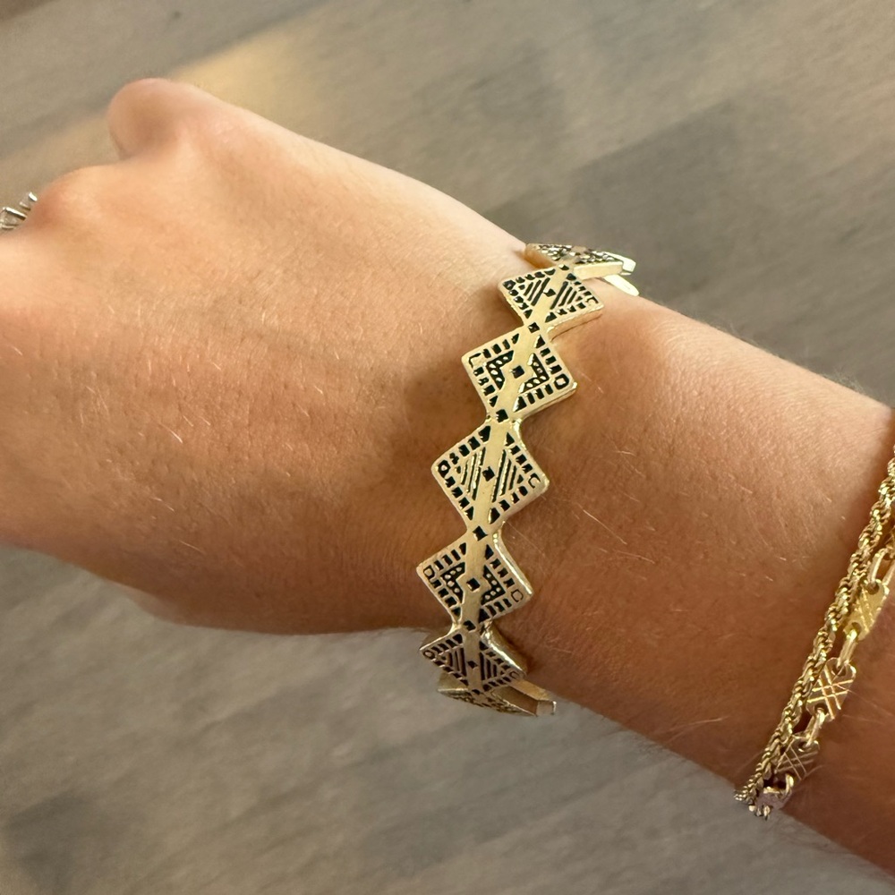 Francesca's Gold and Black Patterned Bracelet